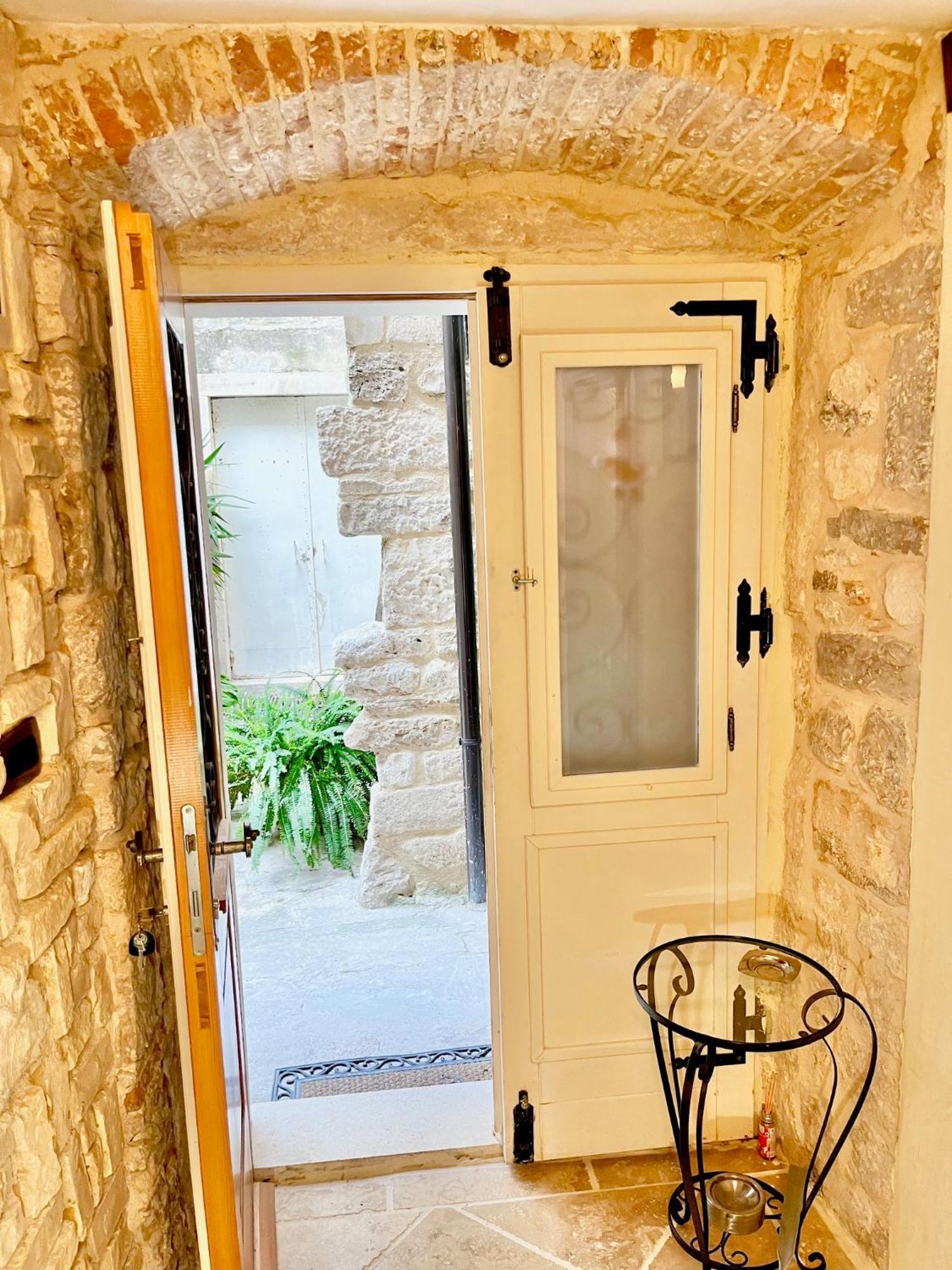 Apartment Venus Of The Palace - New Renovated 스플리트 외부 사진