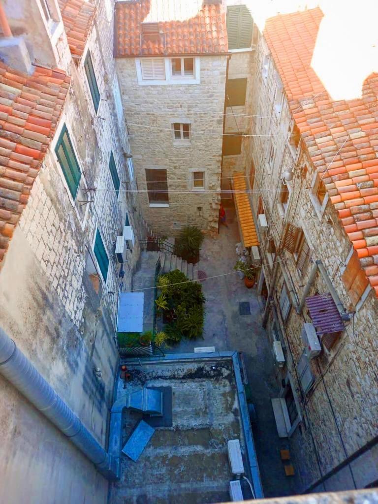 Apartment Venus Of The Palace - New Renovated 스플리트 외부 사진