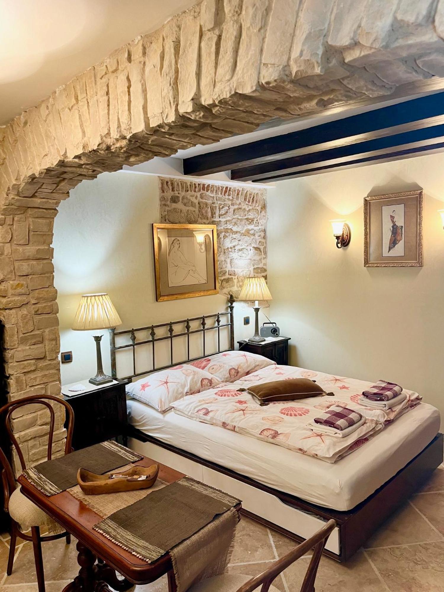 Apartment Venus Of The Palace - New Renovated 스플리트 외부 사진